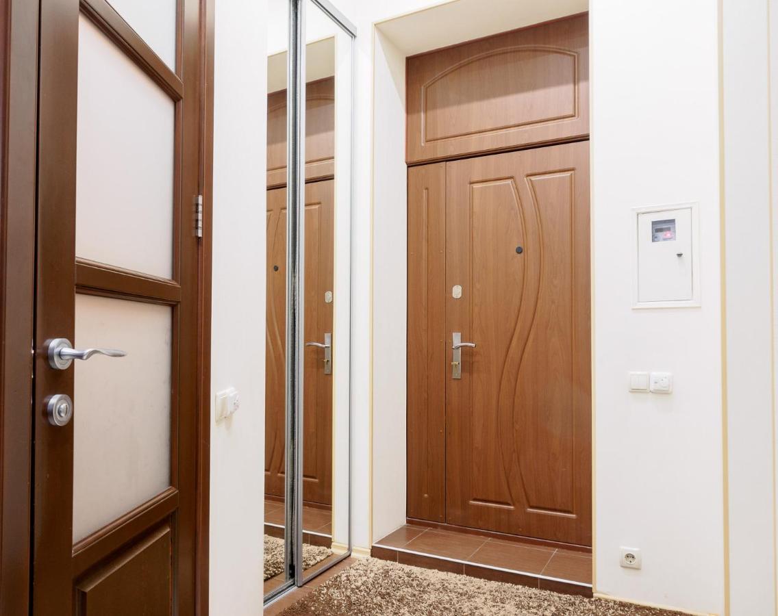 Квартира В Центре На Архитектора Бекетова Charkiw Exterior foto