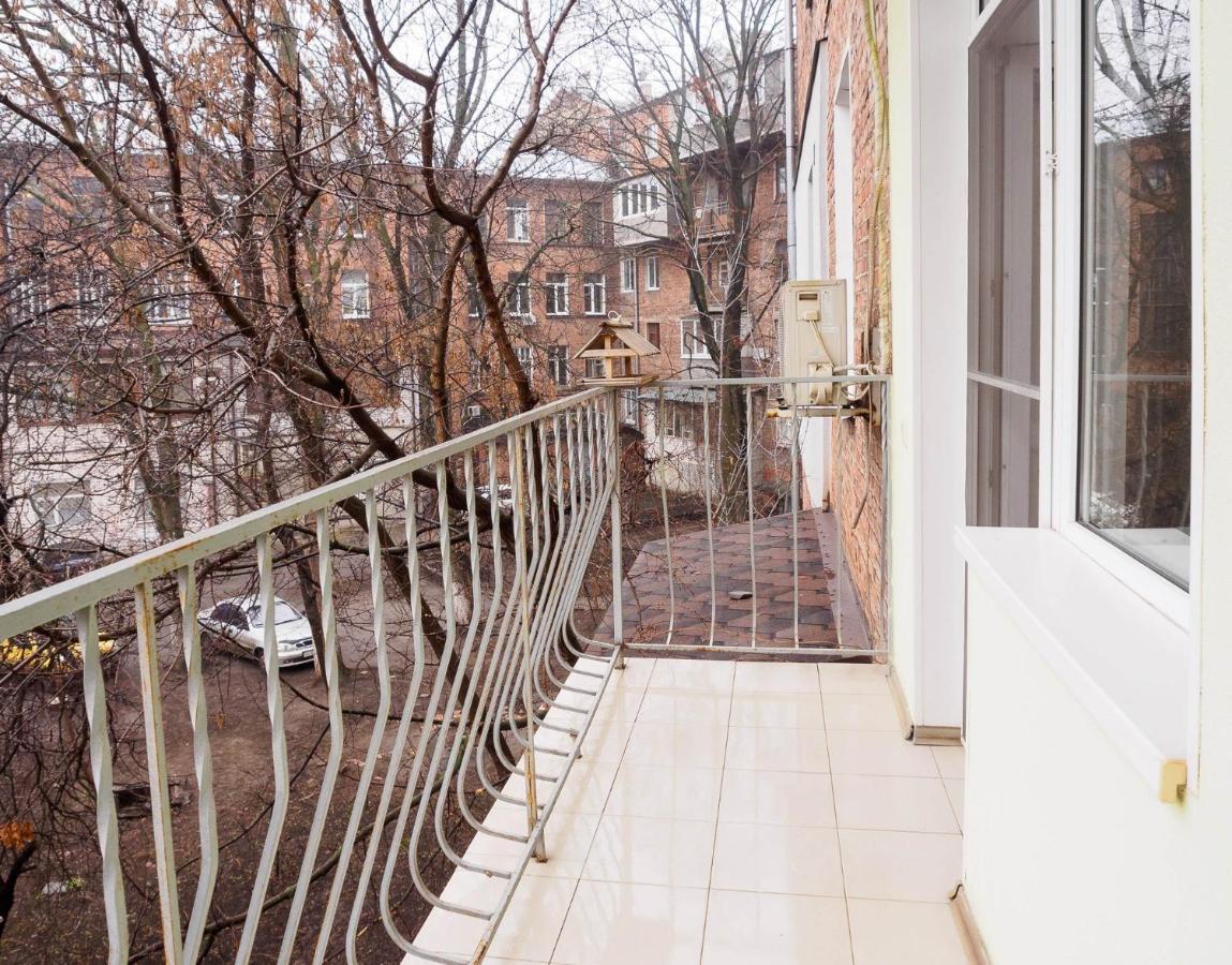 Квартира В Центре На Архитектора Бекетова Charkiw Exterior foto