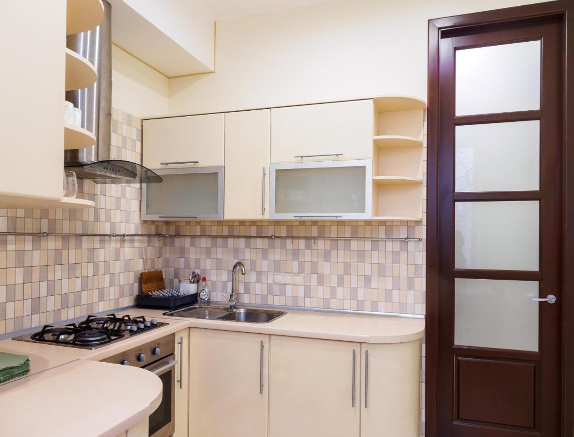 Квартира В Центре На Архитектора Бекетова Charkiw Exterior foto